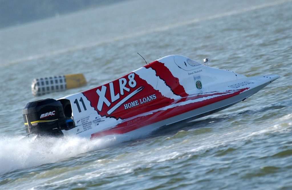 Craig Truslove’s XLR8 Home Loans (Australian F1 Superboats at Toukley) © Theo Spykers 